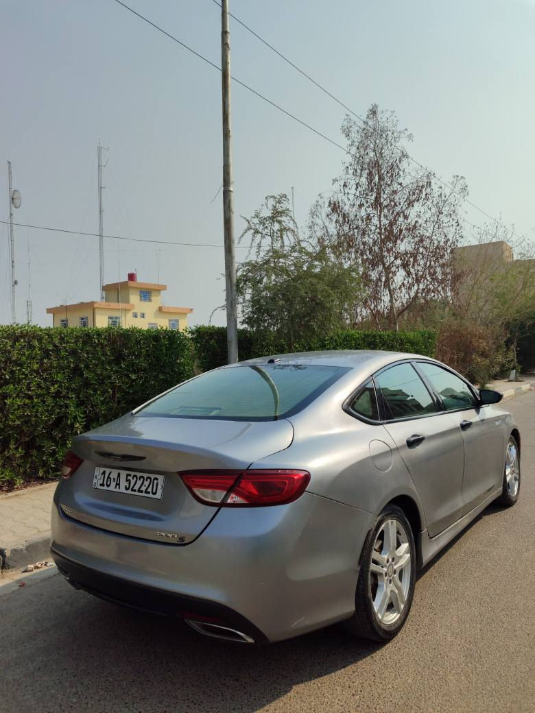 السلام عليكم 
كرايسلر C200 2016 V6 رقم قادسيه بأسمي مشروع وطني السنويه لل 2029 مكينه 6 سلندر جديدة توني شادها كير 9 نمر السيارة فئة S الرياضي تبريد تدفئة كشنات تدفئة استيرن كشنات حظن كهربائيه تخم تاير جديد السيارة حادثها بابين عكس السايق مع ملاحضات بالبدي السيارة عليها منظومة غاز اقتصاديه ونشاط 
السعر 105 وقابل للتفاوض 
رقمي ***********
العنوان: البصرة /كرمة علي
