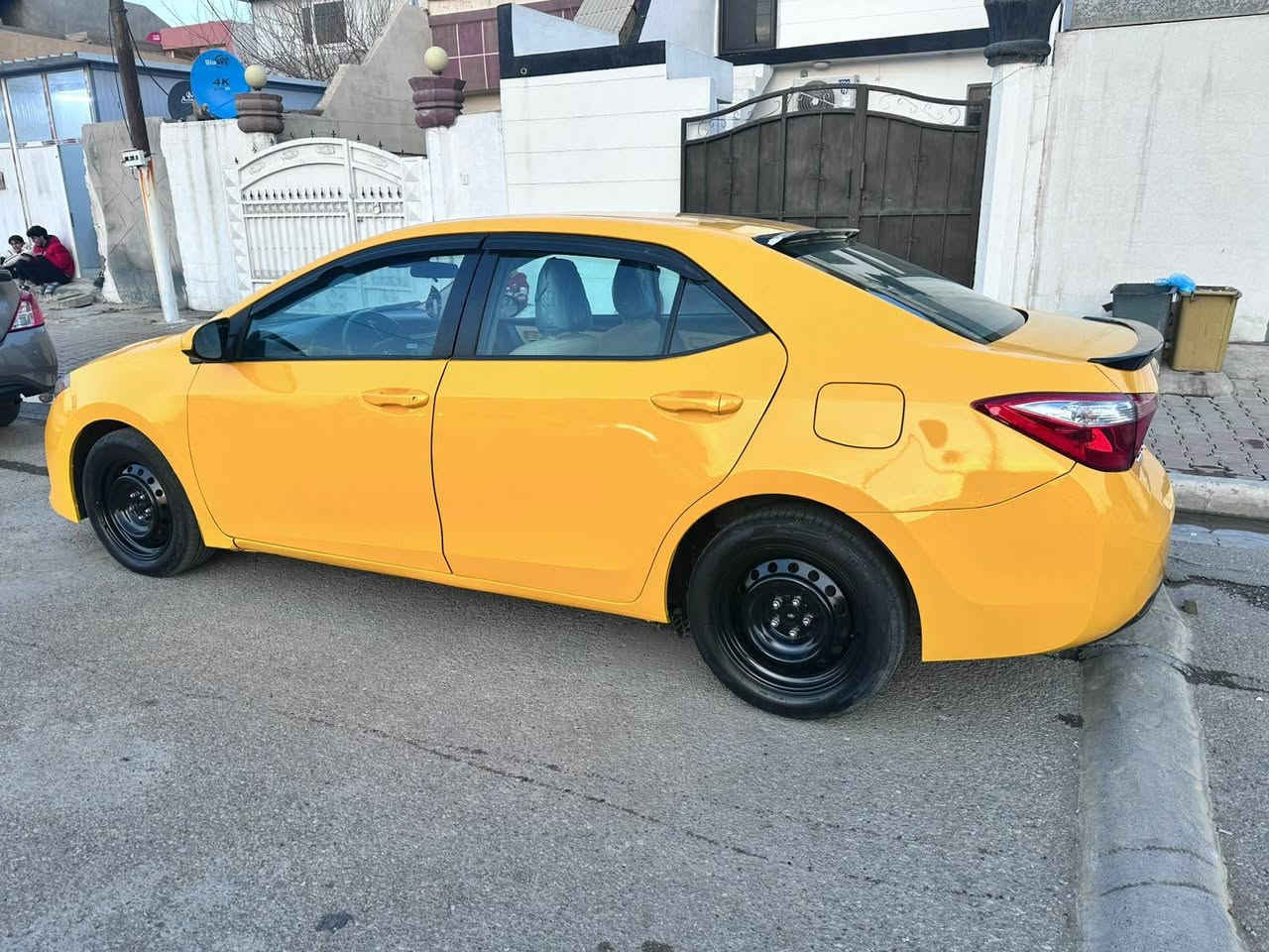 سلام عليكم من رخص مديرالكروب كورلا موديل 2019رقم بغداد سنويه مشروع وطني لل 27 ماشيه 176حادث مثل ما موضوح بالصوره يعني جامرلغ سكن بس مدون دواخل  تبريد تدفاء كير محرك مامفتوح صدر جديدغرامات نقابة صفر السعر140وبيها مجال للاستفسار *********** //////(***********
