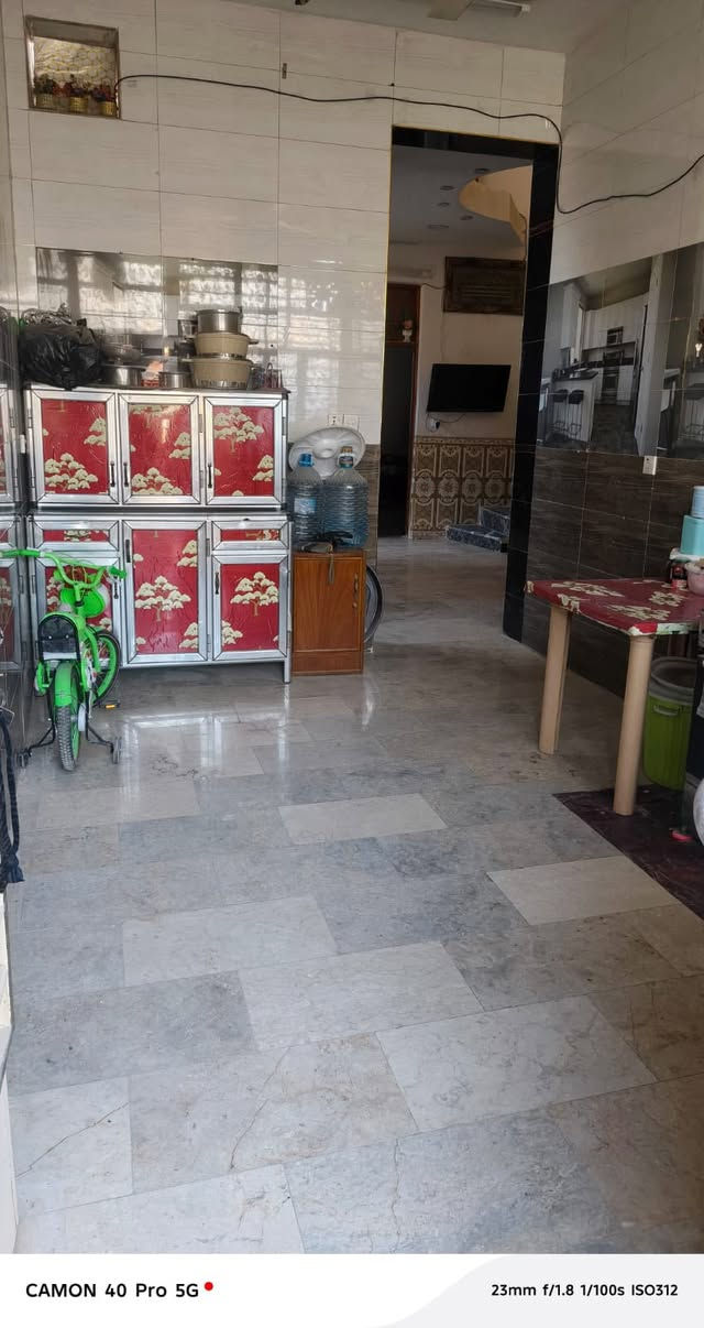 البيع بيت مساحه 100 السعر والستفسار اتصال على الرقم 
‭***********‬
