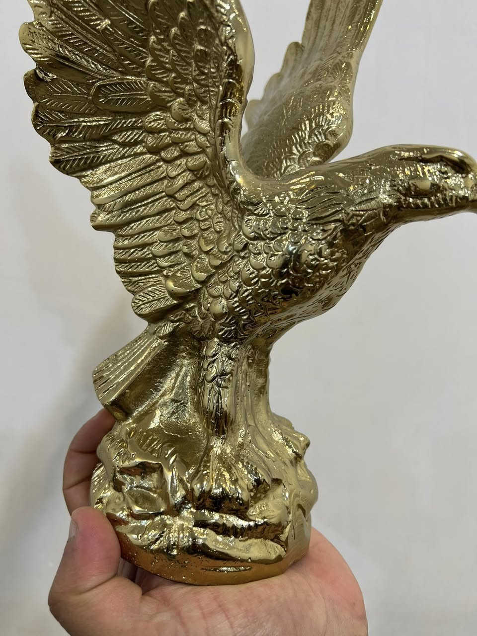 نسر نحاس بالكامل ارتفاع 32 سنتم العرض 20 سنتم شغل يدوي السعر 90 نهائي


**إذا كنت صاحب هذا الإعلان وتريد حذفه لأي سبب، رجاءا أرسل رسالة إلى الدعم الفني**