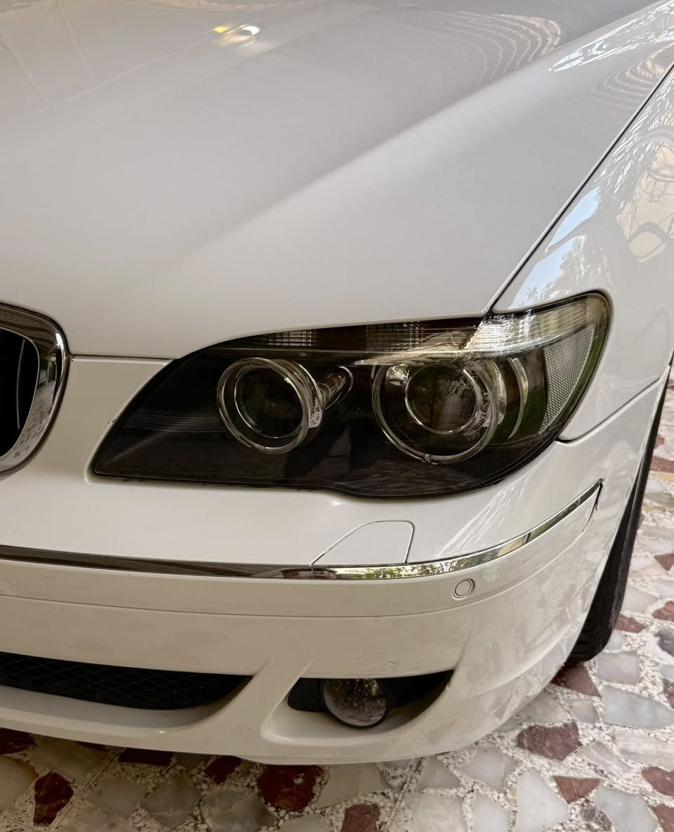 سلام عليكم شباب 
الحلال للبيع او المراوس حسب القناعة
BMW E66 2007
بي ام باخرة 730il
سيارة استلام خليجي زيرو غرفة بيجي
ماشيه تقريبا ٢٠٠ الاف اصل حقيقي 
رقم بغداد انكليزي باسمي 
مكينة ستة سلندر المرغوب
سيارة كلها على شركة من عقول من كهربائيات من ضفيرة من مواصفات من غرفه من بدي من دواخل كلها بلاديه
كلشي بيها شغال 
سيارة جاهزة و كفاله بيها جاملغ خلفي بخ فقط بدون حادث نهائيا وكم ملاحظه بسيطه
مكينة كير حداديه تخم تاير تبريد باتري كهربائيات كلهن جدد
كتلوكات شركة موجوده اوراق الضمان موجوده 
المواصفات:- 
فول vip 
فتحة سلايد
خمس بردات 
باب طويل
جنطة شفط
مري شفط
ستيرن كهرباء 
صاج ملكي
شاشه عطلات 
كيجات ليزريه 
ماوس
ثلاجة
تبريد ثلاث قطع
مري قلاب 
غرفه بيجي جلد 
كشنات فول كهرباء كلهن 
كشنات تدفئة وتبريد 
كشنات خزن 
بصمة وترحيب 
سايد بريك بصمة 
توقف ذاتي
حساس 360
انارة مخفيه 
وجة زنون عدسة
بك لايت لد 
جوبلس خلفي بلاد 
سيارة 1/1 
كلشي شغال بيها 
والخ من المواصفات المعروفه ……..
السعر 137$ وبيها مجال بسيط للشراي 
وما اتوقع اكو بسعرها بالعراق كله بهاي نظافه 
مكان السياره النجف الاشرف 
للاستفسار ***********

