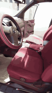 السلام عليكم
نيسان نيفارا للبيع موديل 2013
كير اوتوماتيك محرك مجفت مكفول تبريد ثلج ❄
تحويل ثاني يوم السنويه مجدده لغايه2030 مشروع وطني باسمي السياره بلاد لاتبديل ولا صبغ رقم مميز
السعر 120 بيها مجال بسيط رقم الهاتف ***********
