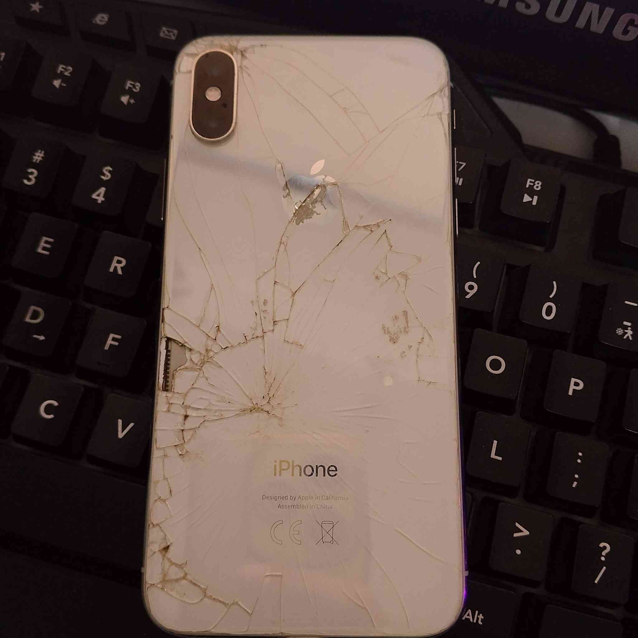 السلام عليكم ايفون اكس اس الجهاز مكفول كفاله عامه فقط مقفول ايكلاود ومبدل شاشه fhd و بطاريه فيس ايدي شغال
ذاكره 256  
سعر 45 بي مجال مكاني بغداد البلديات


**إذا كنت صاحب هذا الإعلان وتريد حذفه لأي سبب، رجاءا أرسل رسالة إلى الدعم الفني**