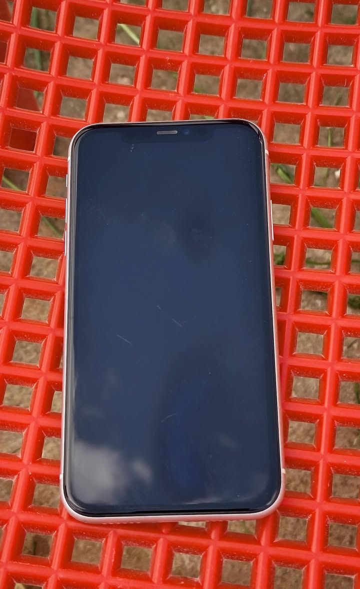 للبيع iPhone 11 – لون أبيض كلاسيكي
سعة 64GB
بطارية 79%
الجهاز ما مفتوح نهائياً، جميع القطع أصلية ويعمل بكفاءة عالية
استخدام نظيف ومحافظ عليه بعناية
ادفع سعر عجبني ابيعك 
( الموصل)  
واتساب ***********
