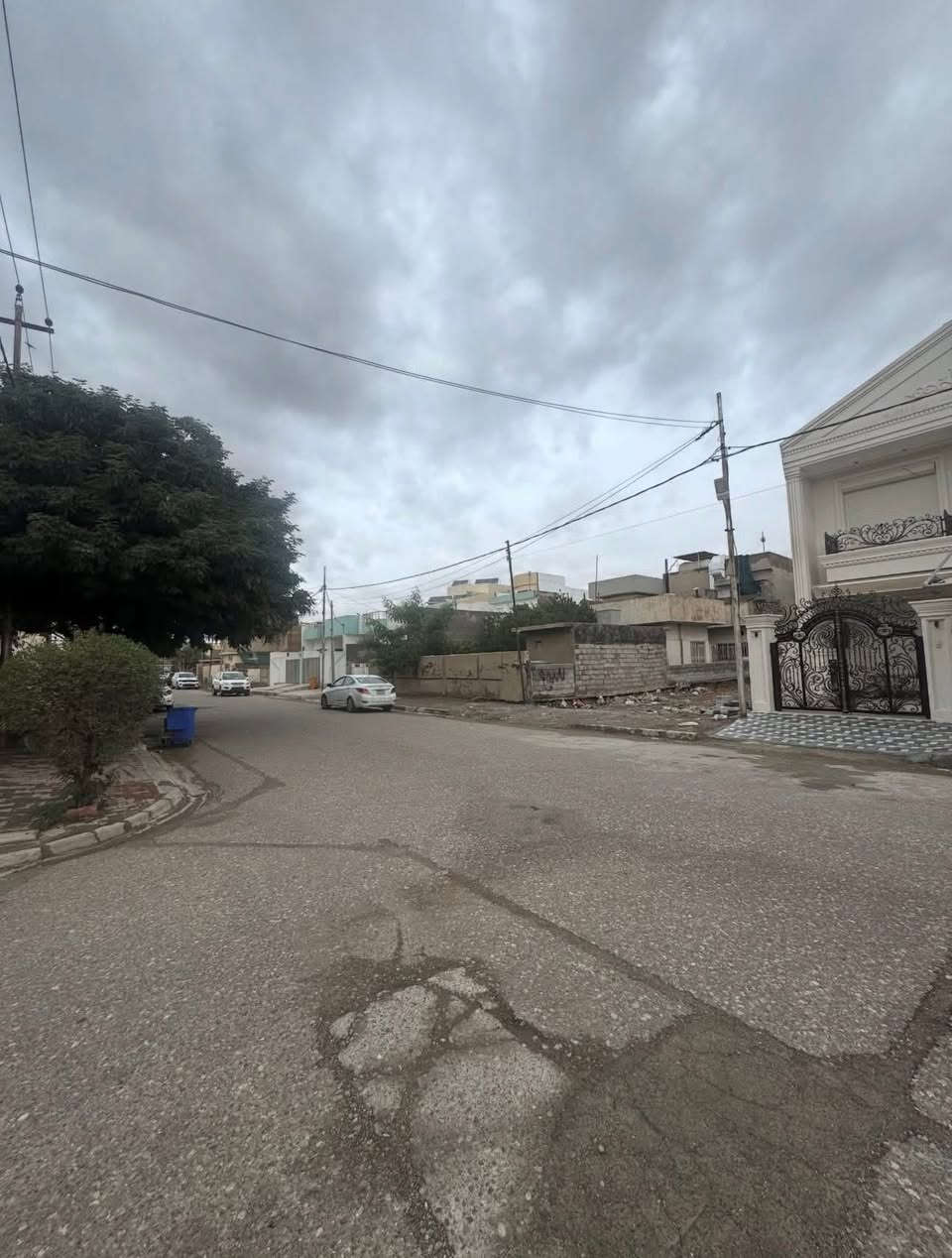 قطعة ارض للبيع موقع مميز جداً حرف T 

المساحة : 200 مترمربع 

الموقع : كـركـوك - تسعين الجديدة حي الضباط مقابل جامع امير المؤمنين 📍

🔴 القطعة يطل على شارع 20 متر 

🟨  لـلاستفسـار  يمكنكم مراسلة الصـفحة 

ونـتشـرف بزيارتكم #عقارات_أمــلاك 

العنوان:  كـركـوك  شـارع القدس مجاور Box  cofe  مقـابل افران الحياة 📍

 للاستفسار اتصال أو واتساب:

📞  ***********

📞 ***********⁩⁩⁩⁩⁩⁩⁩⁩⁩⁩

لمشاهدة بقية العروض مع ذكر الأسعار، انضم إلى قناتنا على التليجرام عبر الرابط التالي
https://t.me/Amlak_real_estate96⁩⁩⁩⁩
