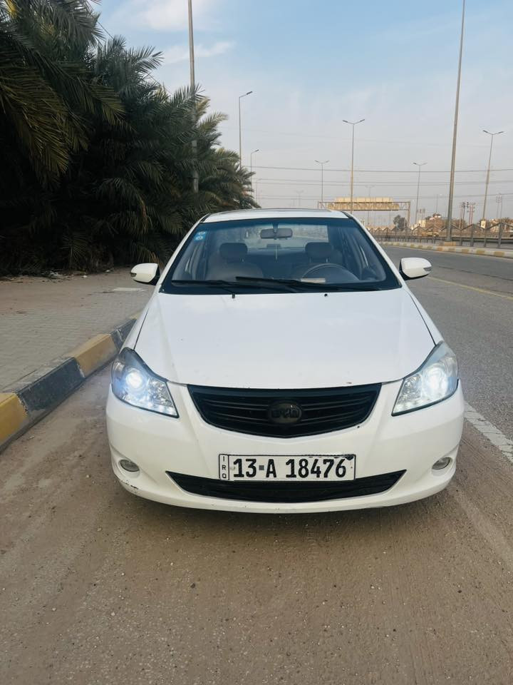 سلام عليكم بي وايدي 2015 رقم ميسان جديد سياره بسمي تحويل ثاني يوم هزه بعده مساقطه سياره فول موصفات بصمه فتحه شاشه كير اوتو بيه بابين صبغ جهة لعبري صالي يومين من مسويه ادامه كامله نوزلات بلكات درايم شفت جديد  كير ومحرك خير من الله سياره جاهزه 
سعره 44 وبيه مجال 
مكان سياره كربلاء
***********
***********
