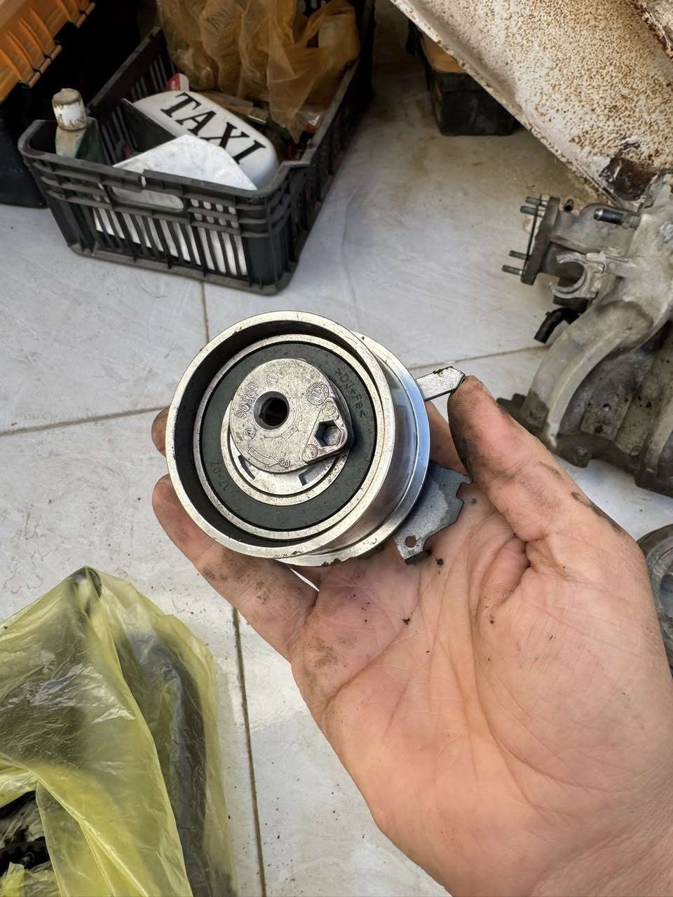 السلام عليكم 
غراض مكينه 2000 اسبكترا مال حاويه للبيع قيم واخذ امانه كلهن شغلات ومابيهن شي مكاني كربلاء 
***********
