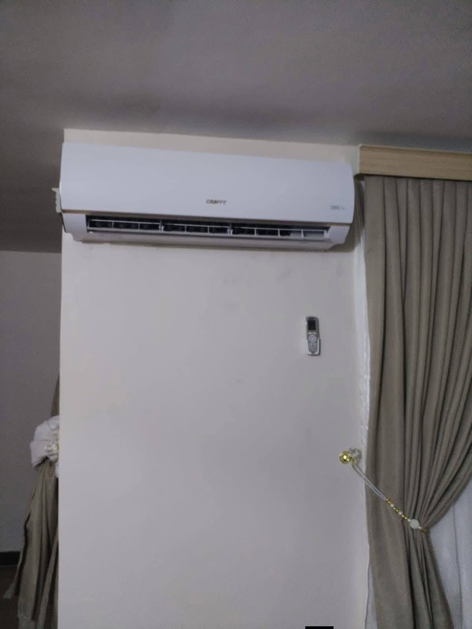 ورشه الأخوين التبريد والتكيف 
️🔥 عروض بدايه موسم من فرح لخدمات تنصيب وصيانة أجهزة التبريد والكهربائيات 🌸

بداية سنة جديدة… وراحة تدوم وياكم صيف وشتا 🌬️❄️

خبرة ✨ التزام ✨ شغل نظيف يرضيكم

🔔 عرض الموسم الجديد 

🎁 خصم 20% عند تنصيب أكثر من سبلت واحد

📞 للاستفسار: ‭***********‬

⸻

🔧 خدماتنا خلال عروض شهر 1:

• تنصيب جميع أنواع السبالت

(سبلت – هايبرد – انفيرتر)

• صيانة الأعطال + تنظيف وتعقيم داخلي وخارجي

• سحب وشحن غاز بجميع أنواعه

• تبديل كمبريسر – معالجة تسريب

• تنظيم السواقي والأسلاك بشكل أنيق

• إعادة تنصيب السبلت عند النقل أو السكن الجديد

• شغل مرتب بدون فوضى

(يشترط 4 سبالت وفوق))

⸻

⏰ نلتزم بالمواعيد

نوصل بنفس الوقت المحدد ✔️

احترام كامل للزبون وللبيت

وشغل مضمون 100%

⸻

💗 مبادرة فرح الإنسانية – مستمرة بشهر 1

“بقدر المستطاع” نساعد العوائل المتعفّفة

بتنصيب السبالت بأسعار رمزية أو مجاناً حسب الحالة الإنسانية

⸻

✨ متواجدين 24 ساعة

بأي وقت تحتاجونا نجيكم ✨

📲 للحجز والتواصل (اتصال / واتساب):

***********

🌟 فرح لخدمات التبريد 

ثقة… راحة… أمان ببيتك 🌟  عالم_التبريد
