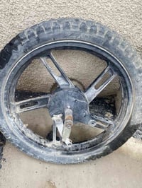 تاير ويه ويل بوكسر جبلي نضيف كلش يلبيع ب 100 وبي مجال 07733838502 مكان...