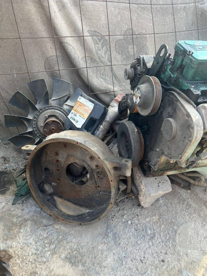 محرك كمنز 24 كامل جميع تفرعات زارف بوشه 7 وبي مجال ***********.   ***********
