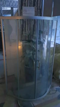 شاورات حمام زجاجي • مستعمل • كربلاء خلف مول