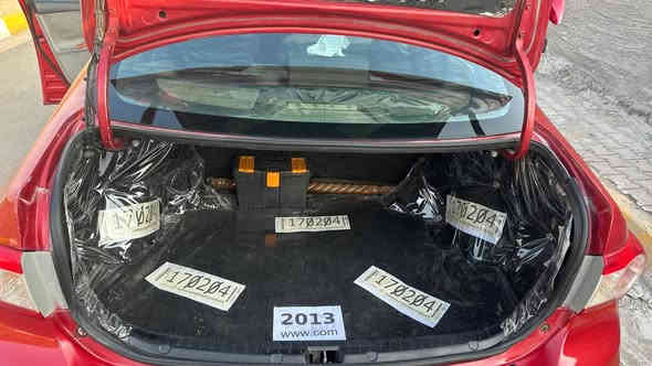 كورلا 11 امريكي
رقم كركوك مميز 487
هزه جديده تحويل ثاني يوم 
تبريد + تدفئه كلها شقال
شاشه وكامرا + زنون 
كير محرك شرط 
ضرر جاملق خلفي جها السائق وطارف الباب فقط 
السعر 120
مكان بيجي للستفسار اكثر 
***********
