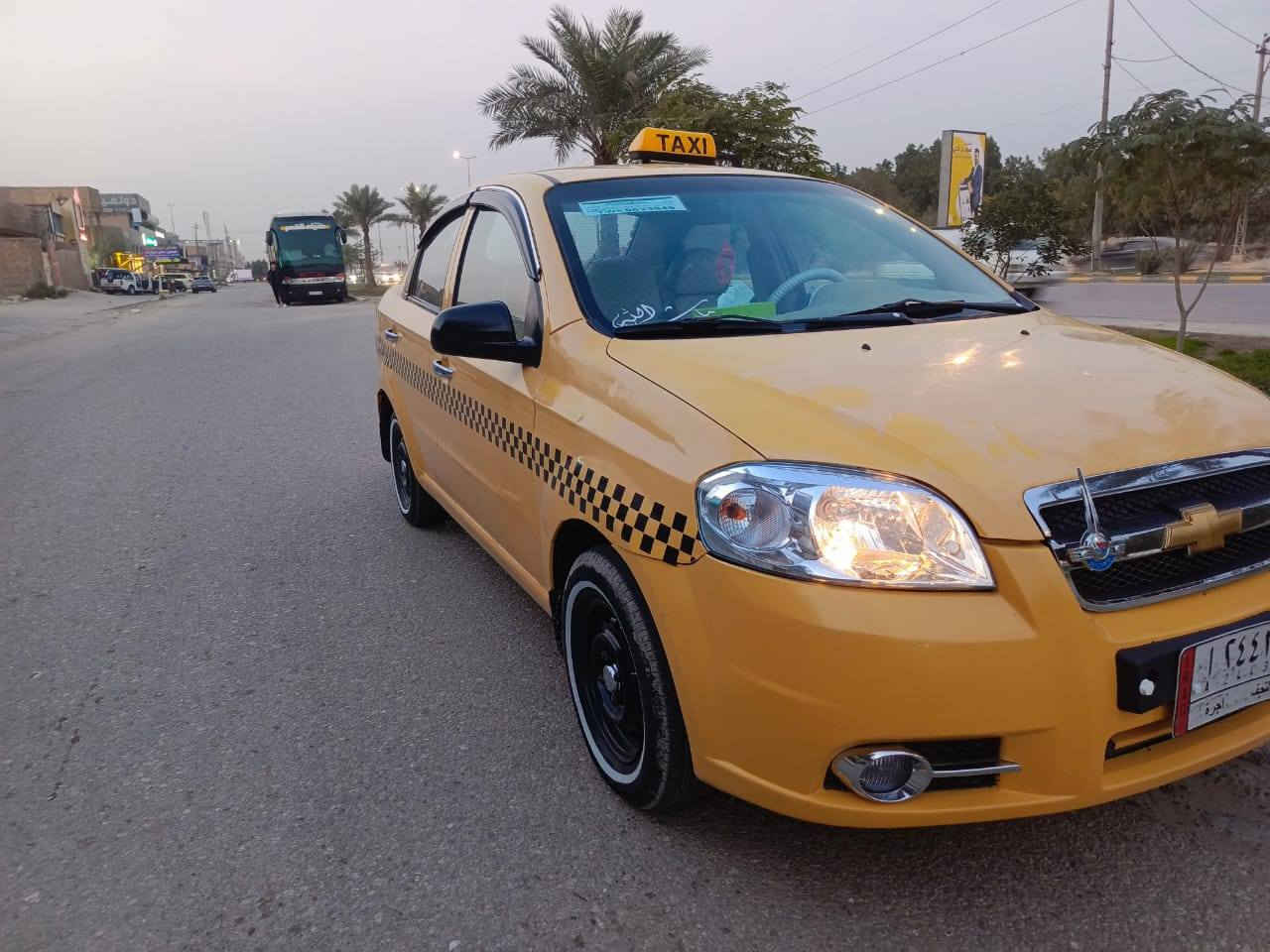 السلام عليكم افيو موديل 2009 سياره مكفوله كفاله عامه ما عدا باب الصندوق بي صبغ محرك حدادية وگير مشروطات هيئه غرامه مصفره سنوية 27 مكاني النجف حي السواق السعر 52 وبي مجال ***********
