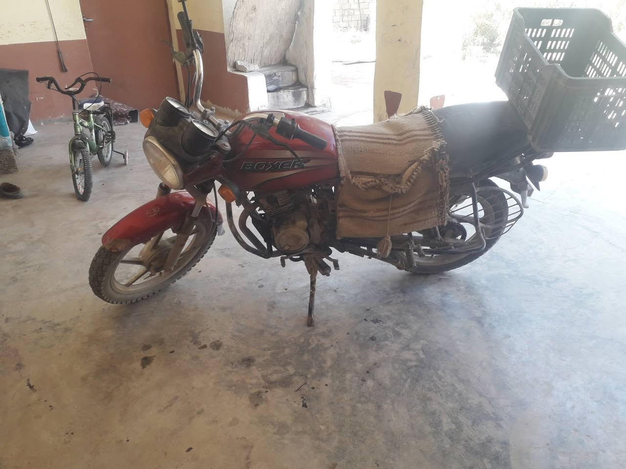 موتور بوكسر للبيع موديل 18 اوراقه كامله العنوان ديالى المقداديه، ***********
