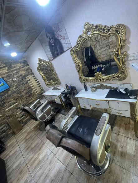 للبيع اغراض مستعمله حلاقه ***********
