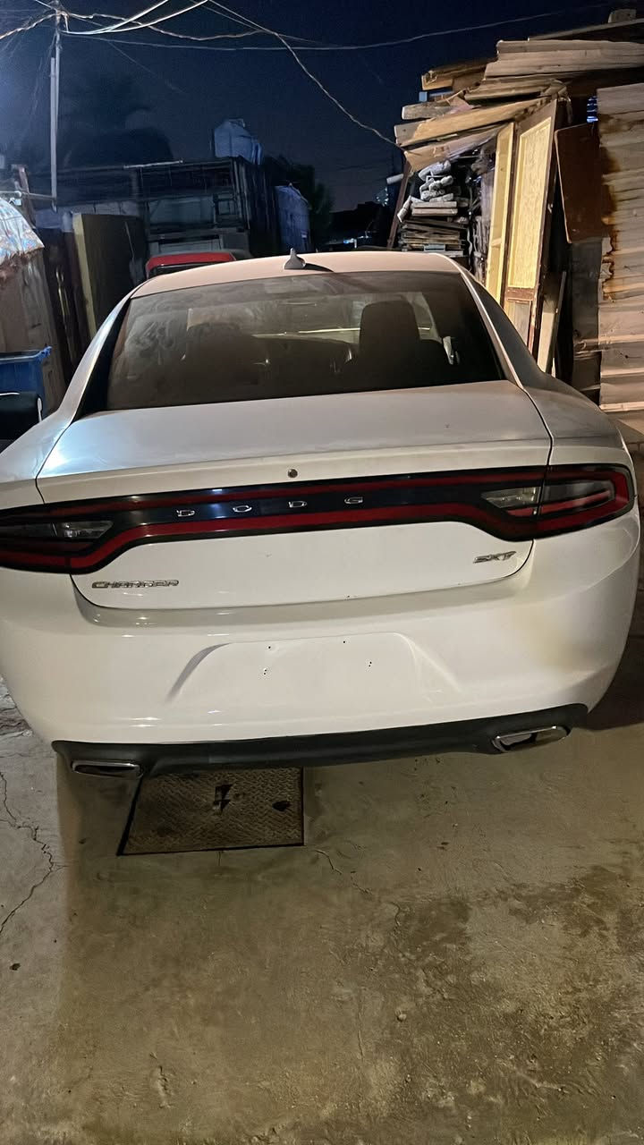 رقم بغداد
كير ومحرك وحداديه كفاله
وارد امريكي حادثه باب الوره صدر وجاملغ معدلي وبيه أربع قطع صبغ 
ابيع احزام 
مكان سياره بغداد سعره ١٧٠ وبيه مجال 
رقم ***********
