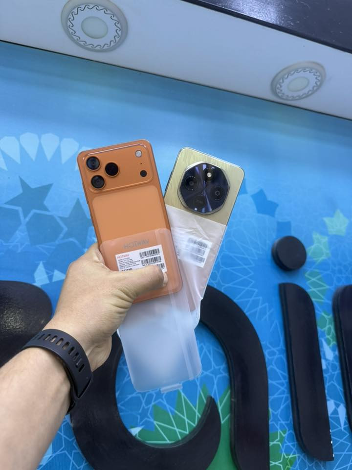 متوفر
A17
النسخه الثانيه 
ولسعر 🔥 الاستفسار خاص


**إذا كنت صاحب هذا الإعلان وتريد حذفه لأي سبب، رجاءا أرسل رسالة إلى الدعم الفني**