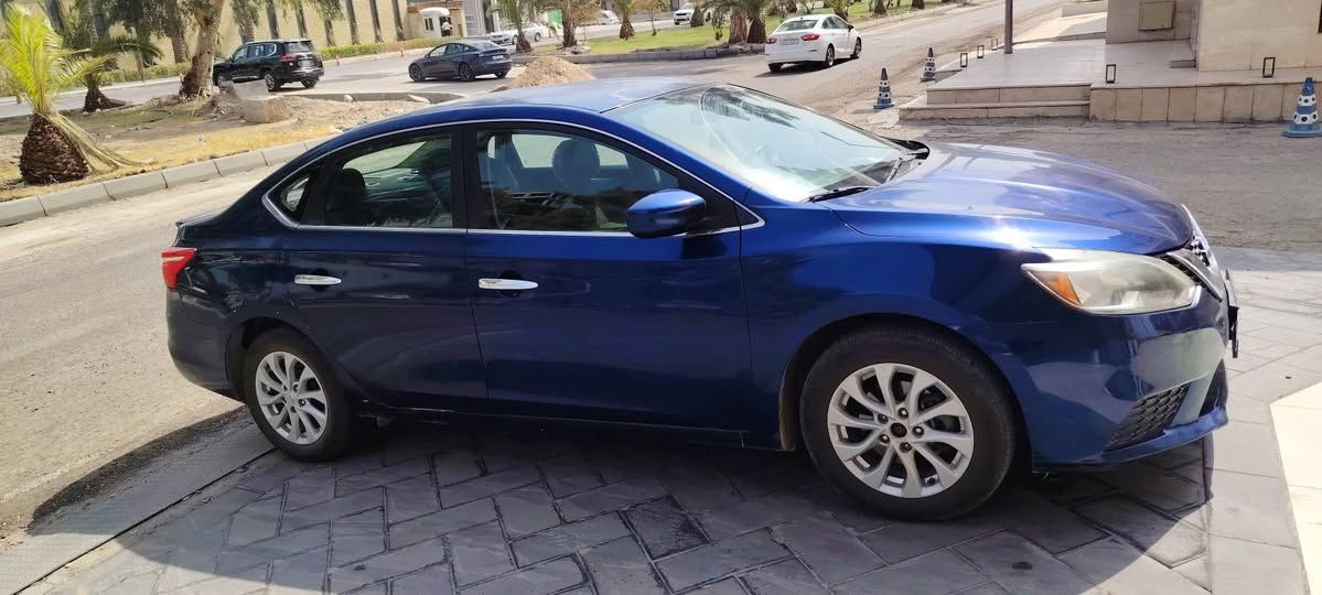 السلام عليكم نيسان سنترا 2017
السونار موجود
وكالة باسمي تحويل مباشر 
السعر 88
***********/ اتصال فقط
تواجد المنصور + الدورة
