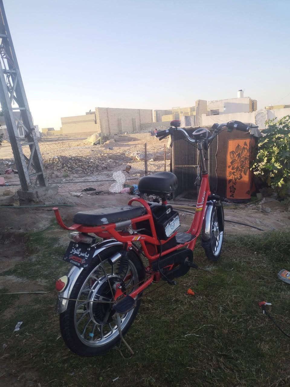سلام عليكم دراجه شحن للبيع مديل 2021 دراجه حلوه عوزه ربط كهربيات وباتري تاخذ 4 باتريات تايرات جديده بس لكام عوزه نفخ وياله جديده كلش سويجات ثنين تشغيل عن بعد وسويج مكاني نجف شارع كربلاء نجف عمود 105 سعره 100 وبيه مجال قليل رقم ***********
