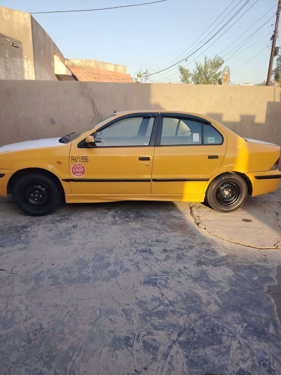 سمند 2011 للبيع سياره حلوه وبلاديه جاهزه من كلشي المكان بغداد حي اور   للستفسار أكثر الاتصال *********** 
السعر27
 وبيهة مجال
