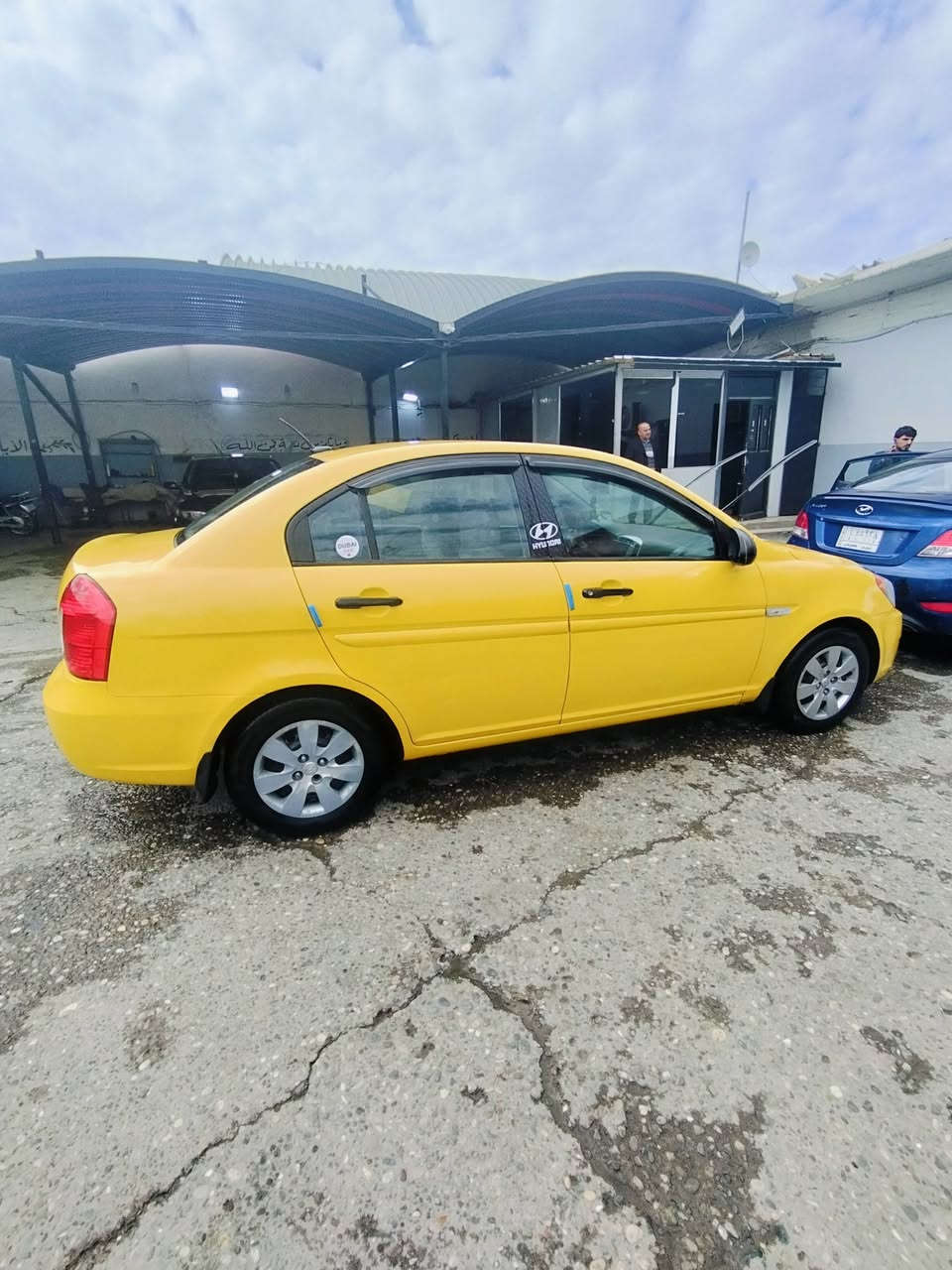 اكسنت للبيع موديل 2010 أمريكي مكينه 1600 رقم بغداد الدولي اني شرعي بل موصل ستفسار عله رقم ***********
