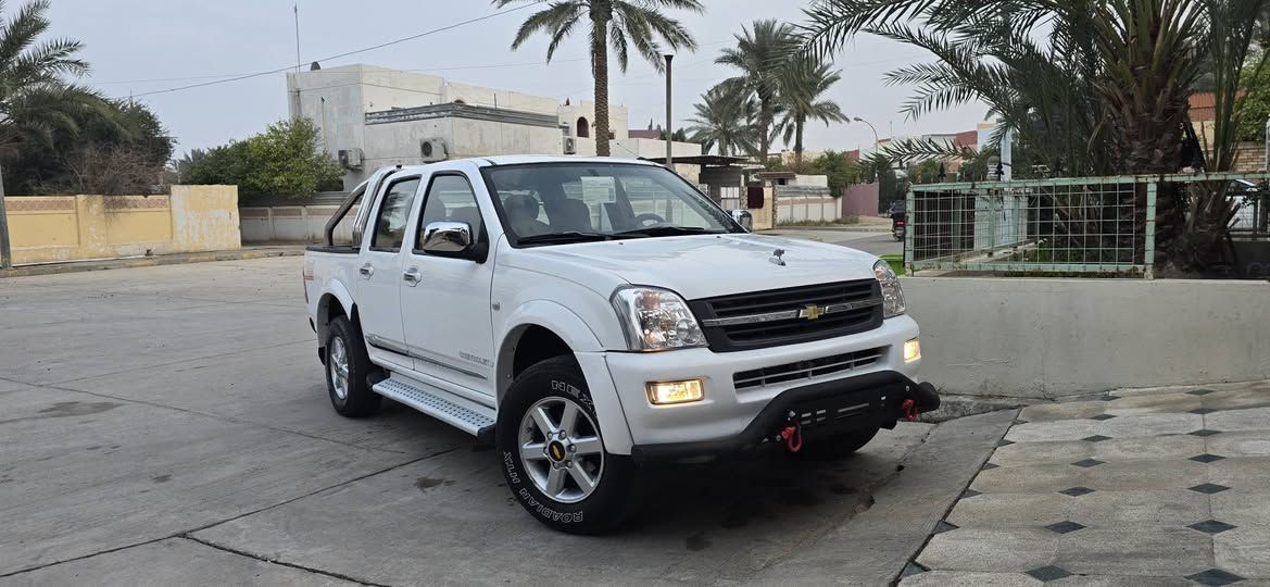 سلام عليكم من رخصه الادمن ياالله سياره شوفرليت  لوف مزاد وزاره الداخليه معامله كامله  موديل ٢٠٠٥صبغ عام جماليه لنو تعرف كانت صبق عسكري باقي كله بلادي محرك كير 6 سلندر   فور ويل يشتغل حدادين صدر كله جديد شرط  تخم تاير  كهربايات كله ويا سويج دوشمه ارضيه وكشنات   السعر ٧٥  العنوان الانبار عامريه الصمود للستفسار ارغام التاليه  ***********
***********
