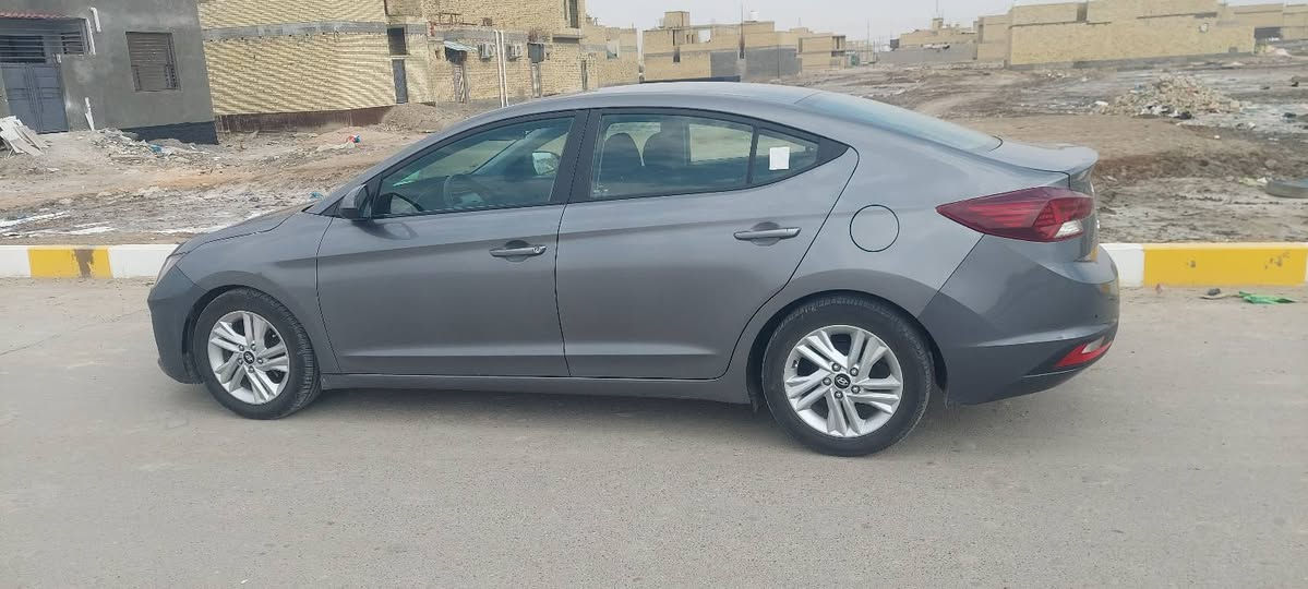 السلام عليكم للبيع هونداي النترا موديل ٢٠١٩ امريكي رقم بصرة  دولي حرة تحويل  سياره حادثه قبق جنطة فقط  بدون صبغ     ليبل واحد جاهزه تبريد حدادية   تايرت  مكان ناصرية قضاء النصر مر    استفسار على الرقم ***********            ***********
