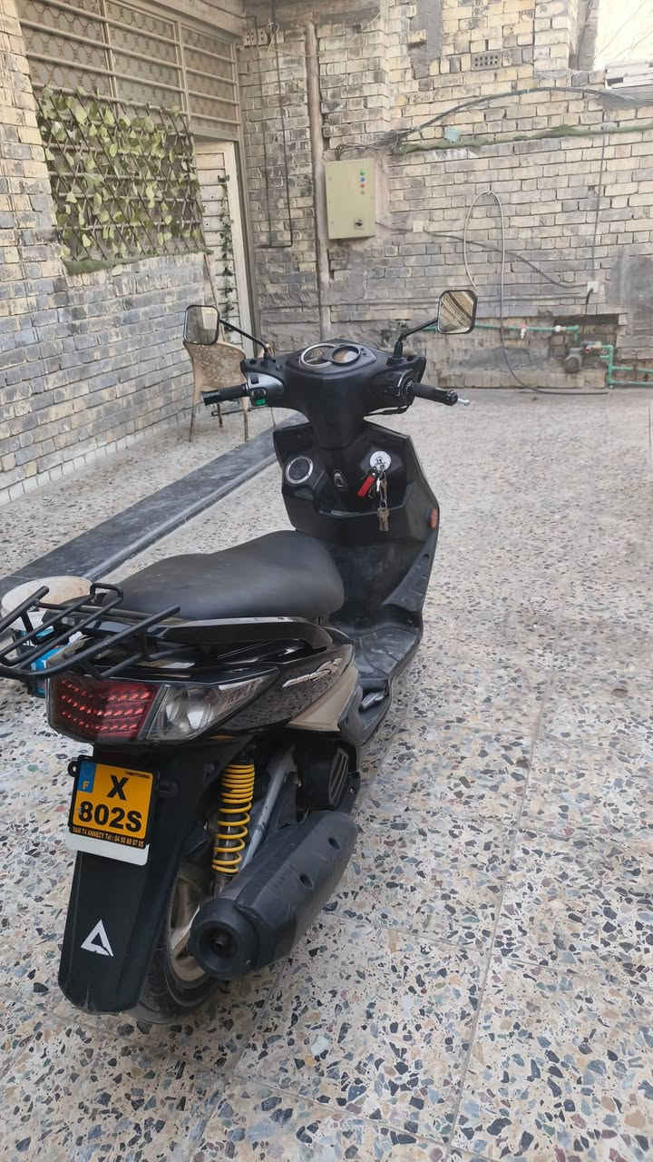 سكنس للبيع فحل طلاعات الدراجه  جديده مستعجل على البيعوبسعر  بفلس   ٥٥٠الف  تاخذه وتترحم لوالديه 
مكانه بغداد ***********
