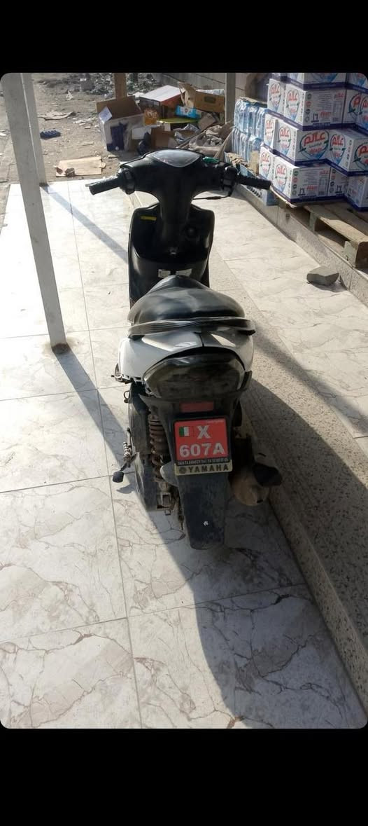 السلام عليكم دراجه ماكس عدله نضيفه بوشه 55
كهربائيات شغاله سلف موجود
620 بيها مجال
الرقم  : *********** واتساب فقط
