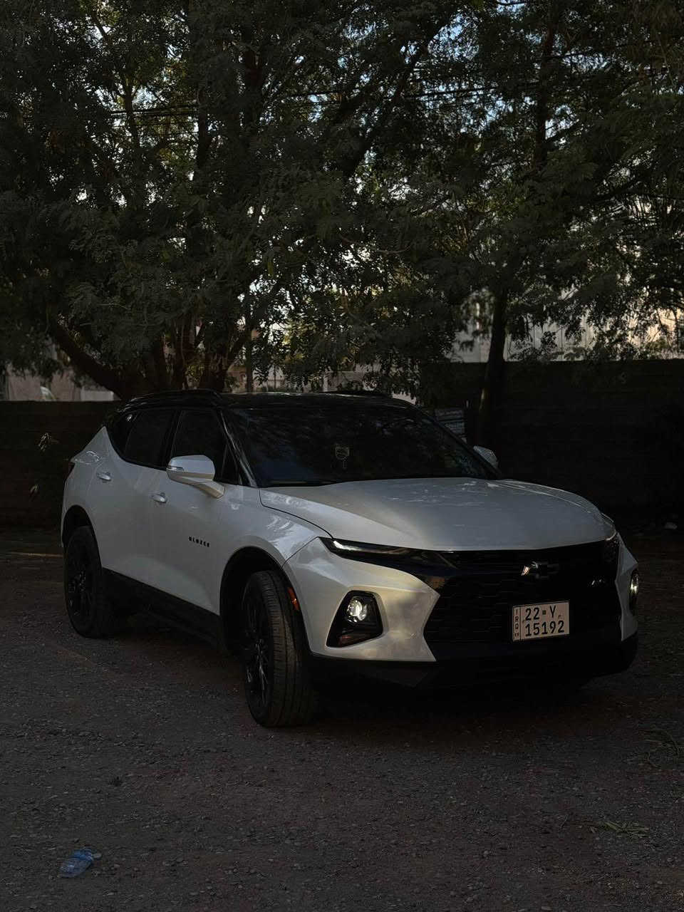 بلايزر
الموديل : 2022 رقم أربيل جديد 

حجم محرك : 6 سلندر  3600

اللون : صدفي سقف اسود بانوراما

الضرر : جزء من البونيد 
جميع الايرباكات سليمة 
 المواصفات : RS فول 
............
بصمة تشغيل
بصمة 4 ابواب 
صندوق شفط 
صندوق كهرباء
لايت ليد + نهاري
تحكم وضعيات القيادة
هاند بريك بصمة
منافذ USB
كشنات كهربائي 
تبريد كشنات امامية
تدفئة كشنات اماميه
تدفئة كشنات خلفية
ستيرن تدفئة تبريد 
تبريد قطعتين 
شاشة كار بلي + أندرويد اوتو
رادار امامي جانبي
تحديد مسار 
كاميرات
اوتو ستارت (Auto start)
اوتو ستوب (Auto stop)
مانع انزلاق+ABS

السعر : 25,500$ كركوك, العراق


**إذا كنت صاحب هذا الإعلان وتريد حذفه لأي سبب، رجاءا أرسل رسالة إلى الدعم الفني**