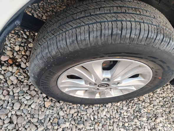 السلام عليكم
هايلوكس موديل 2021 اصل كويتي وارد بازرعه فابلون الشركه بعده

ماشيه 97 الف حقيقي بوضع الشركة

 سبير منازل
مثبت سرعه 
كير عادي
صاج اصلي 
ويل كب  
تبريد لمس وخلفي  
ثلاجة بالجكمجه
تخم تاير جديد
رقم اربيل انكليزي بأسمي  
السعر 260 ورقه 
مكان السيارة الموصل ربيعه
للاستفسار
***********
***********
