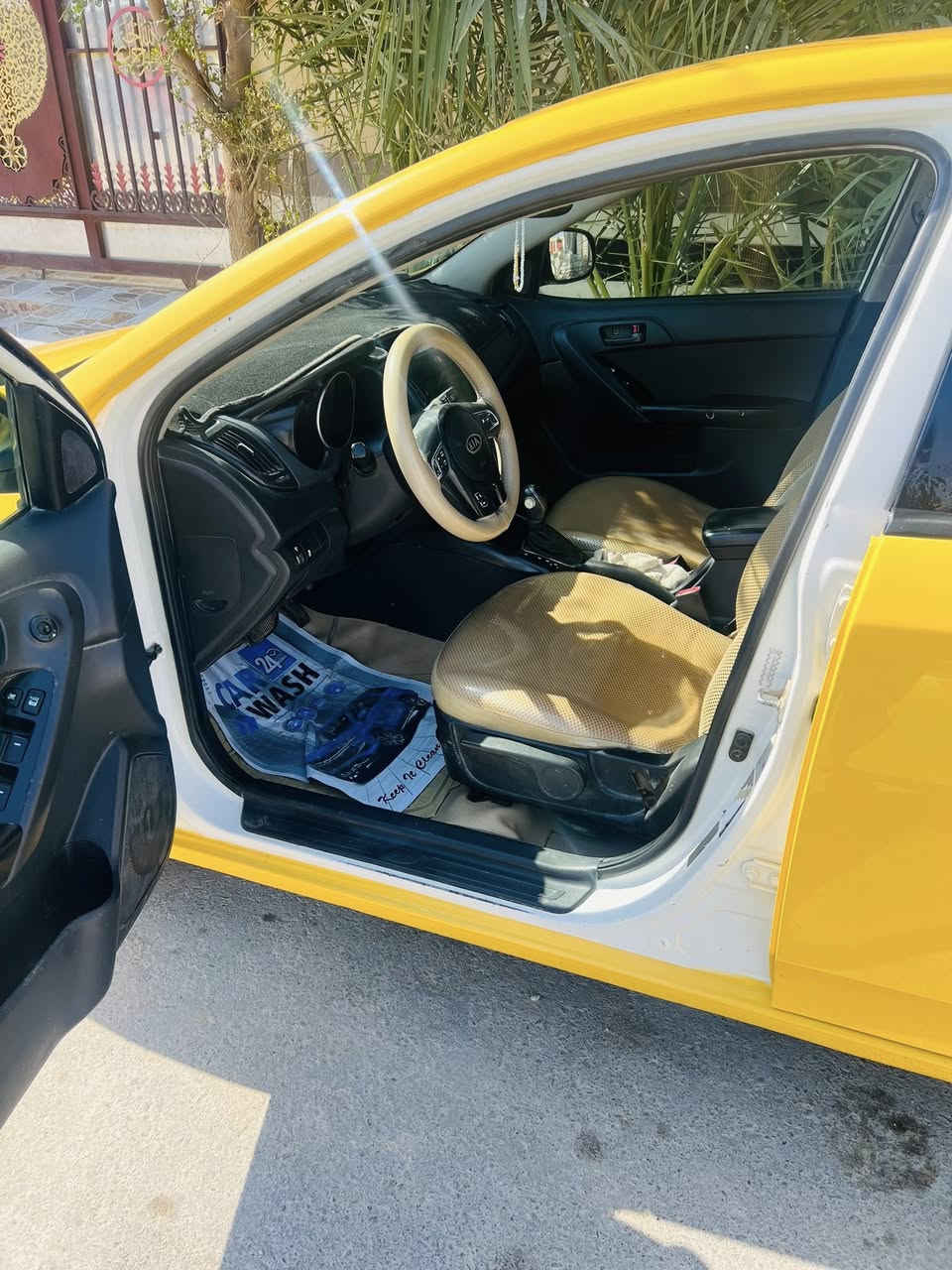 سلام عليكم كيا فورتي 2012رقم ديالى سنويه لل2027امريكي مكان سياره ديالى مندلي حادثها فقط بل جنطه ترهم مراوس  ***********
