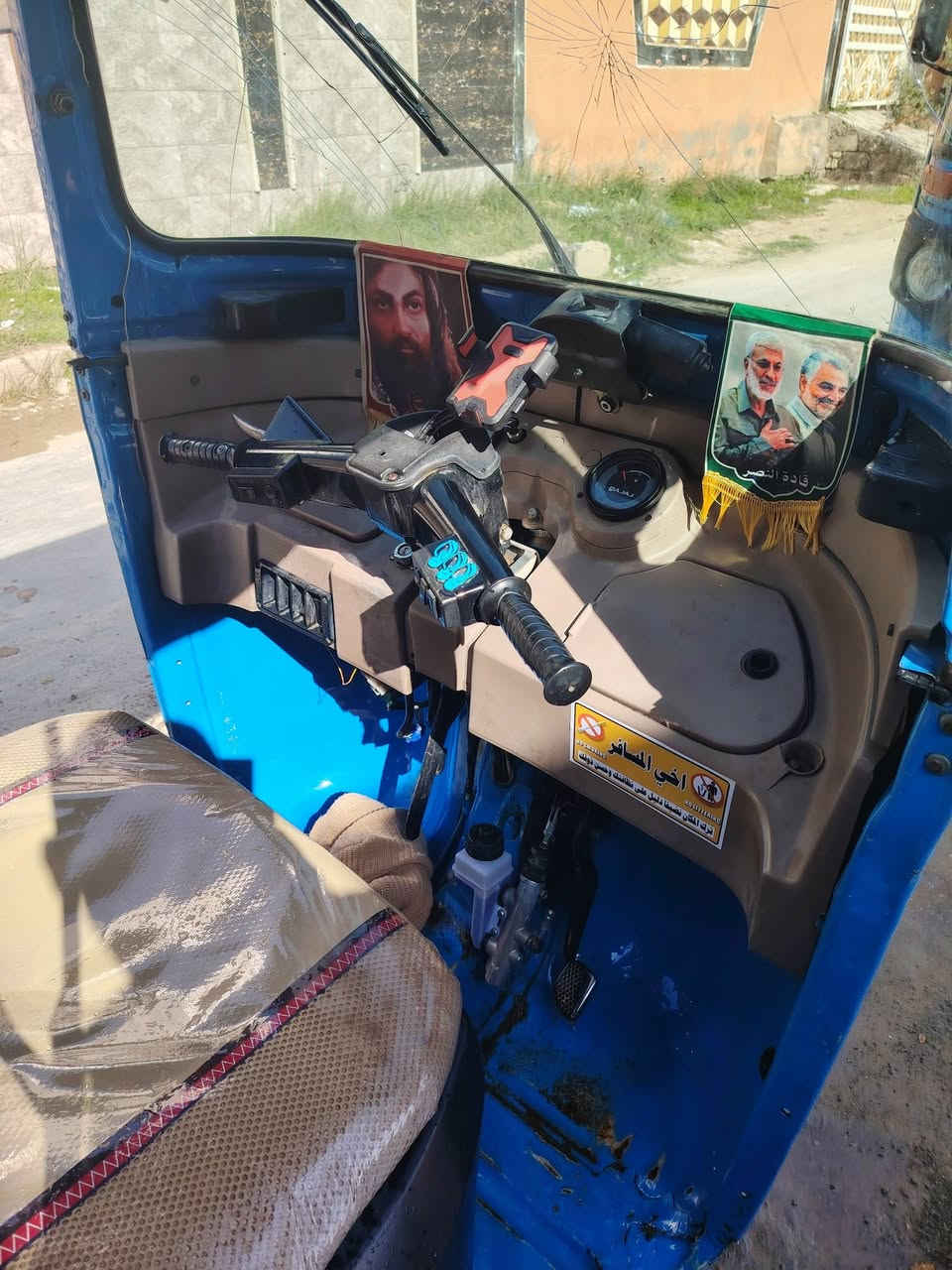 السلام عليكم تكتك للبيع موديل 20شهر 12 مرقم ديالئ رقم وانكليزي الشراي يتصل غير متواجد بلفيس *********** الاتصال عل رقم
