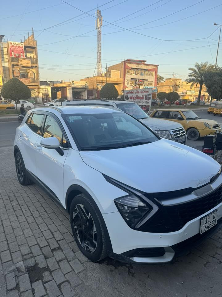 سلام عليكم
سياره سبورتج  2024ماشيه 37سياره مكفوله عام 

السعر 223 وبيه مجال بسيط 

الرقم ***********

***********
