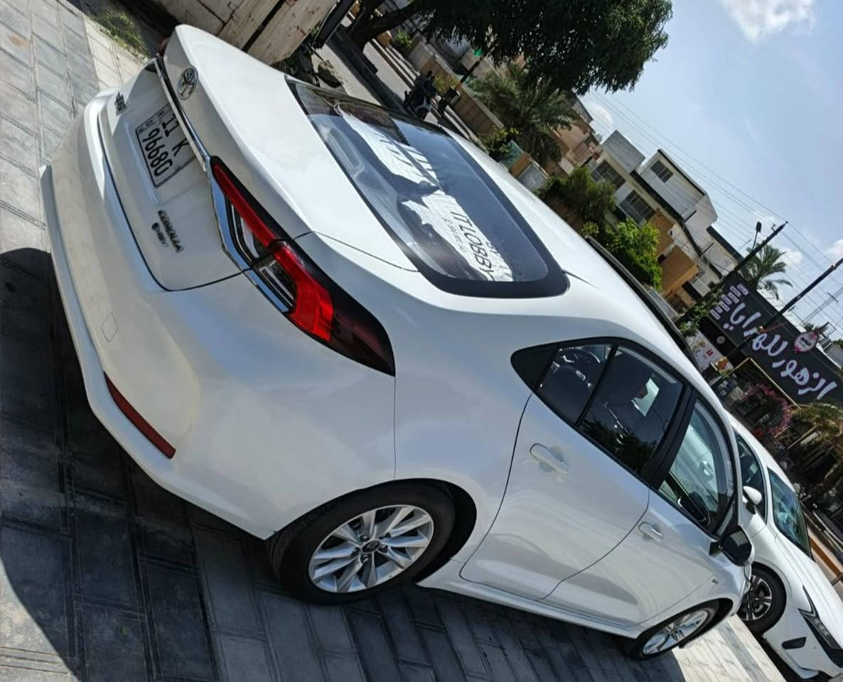 تويوتا كورولا هايبرد 
موديل 2025 خليجي 
 مكفولة كفالة عامه من كلشي 
فول مواصفات للاخير 
بنزين + محرك كهربائي (هايبرد)
ناقل حركة أوتوماتيك E-CVT
دفع أمامي
✨ أبرز المواصفات:
✔️ شاشة وسطية كبيرة
✔️ عدادات ديجيتال
✔️ تشغيل بصمة + دخول ذكي
✔️ كاميرا خلفية
✔️ مثبت سرعة
✔️ رادار
✔️ إنارة LED أمامية وخلفية
✔️ ويل كب
🛡️ أنظمة أمان:
وسائد هوائية محيطية
نظام مانع انزلاق
ماشيه 31 الف حقيقي 🔔
كفاله عامه من كل شيء

مكان السيارة بغداد 
رقم صاحب السيارة 
***********

السعر :: اطلبه بالتعليقات يصلك خاص 📩

#ادارة_الصفحه ⚡

ملاحظه / 🔴
مدير الصفحه غير مسؤول عن بيع وشراء واصوليات السياره نحن صفحه لعرض السيارات فقط.
