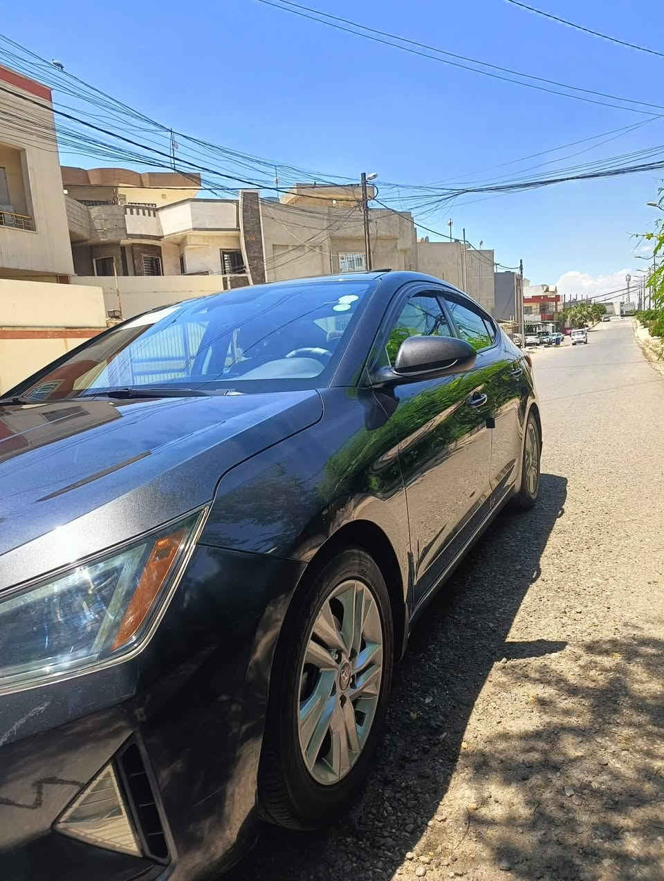 النترا 2020 أمريكي لون نفطي
🔹 مواصفات السيارة:
 • بصمة تشغيل و أبواب.                                     • محرك2000 دوش
• فتحة سقف                                                 • لايت زينون
• شاشة كبيرة تدعم Apple CarPlay
•تبريد منظومه جديدة 
•كابون بانزين 
🔹 السيارة كلين بدون ضرر بدون بارد أو صبغ 
كلها كود واحد 
🔹 مشى السيارة: 110ألف ميل
🔹 السعر 145$  قابل للتفاوض البسيط***********

