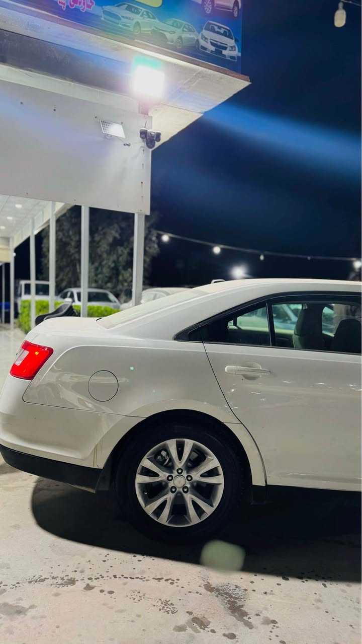 للبيع فورد تورس
ألسعر جوه سوك ٨٢ورقه
موديل 2012 خليجي
بيها ٤قطع صبغ بسبب طخات بدون داخل
فول مواصفات بدون سلايد 
كير محرك تبريد كهربائي كله بشرط
سياره جاهز ترايك للبصره 
سياره ب اسمي تحويل او وكاله نفس اليوم 
مكان سياره ارييل 
***********
*********** أربيل, العراق
