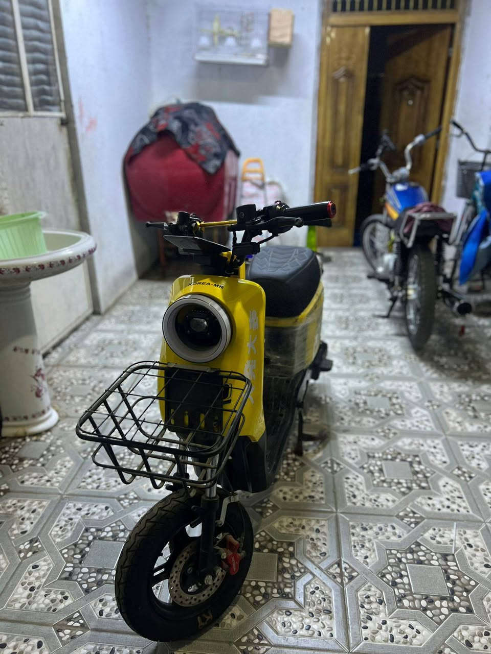 R9..... 
مديل 2024
بدون بطاريات 
السعر 350قفل


**إذا كنت صاحب هذا الإعلان وتريد حذفه لأي سبب، رجاءا أرسل رسالة إلى الدعم الفني**