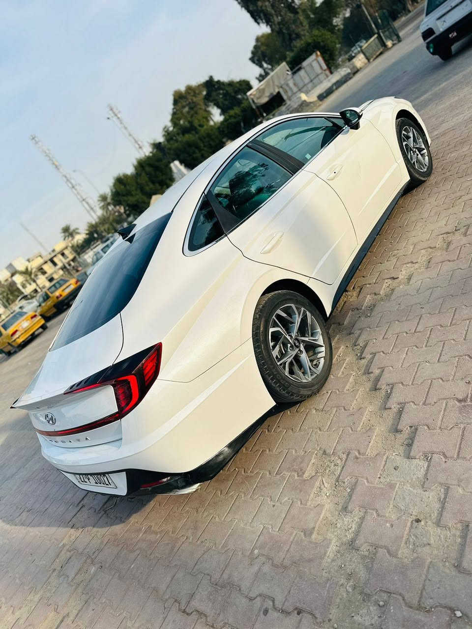 سلام عليكم  مراوس
سوناتا2022امريكي فول مواصفات عدا الفتحه حادثها حافه البنيد ***********
