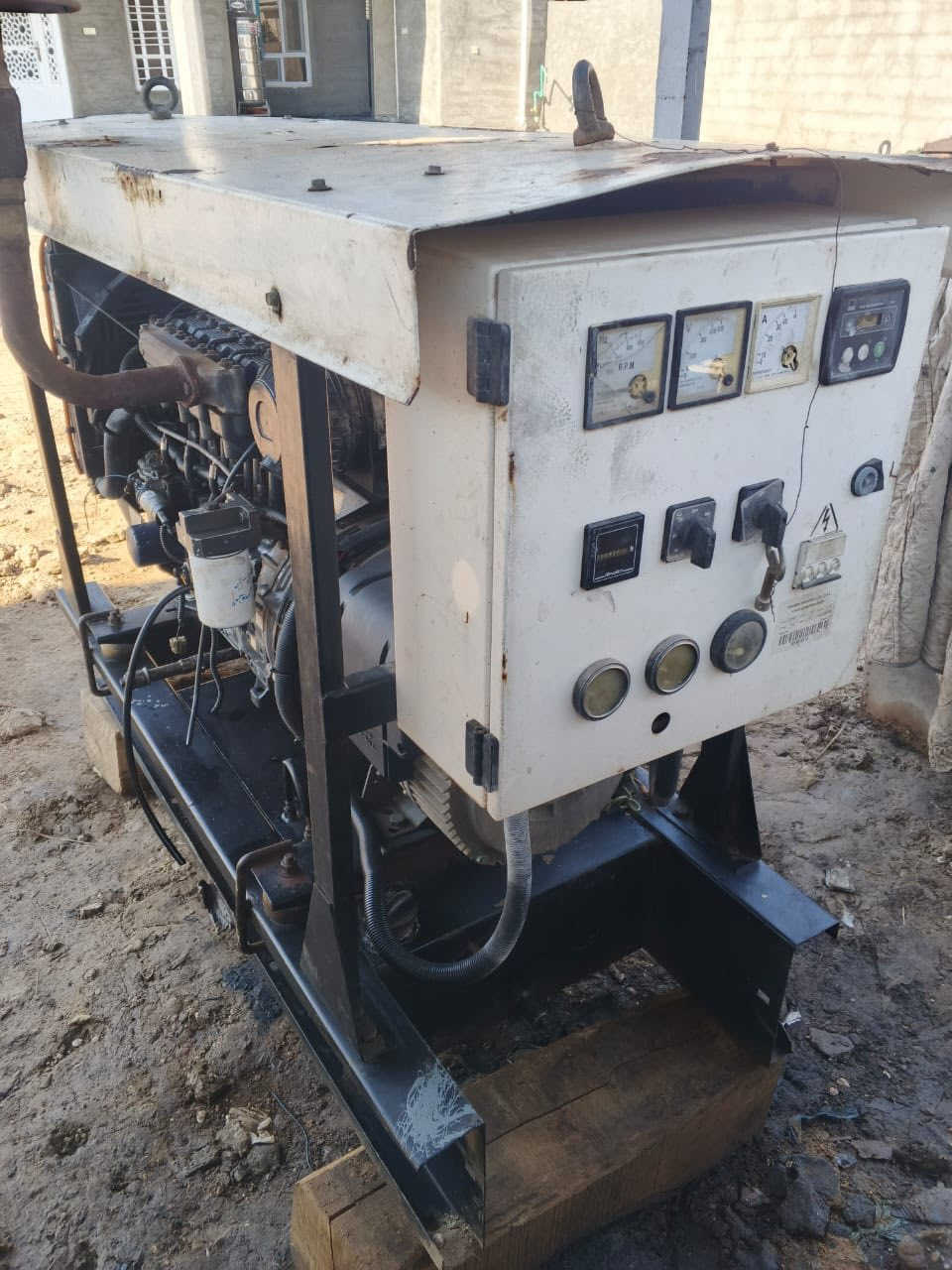 مولد لستر بتر انكليزي 4 بستم للبيع راس التوليد 17 ونص العنوان بغداد ابو غريب 

للاستفسار والاتصال ع رقم الهاتف *********** 
 او مراسله الصفحه
