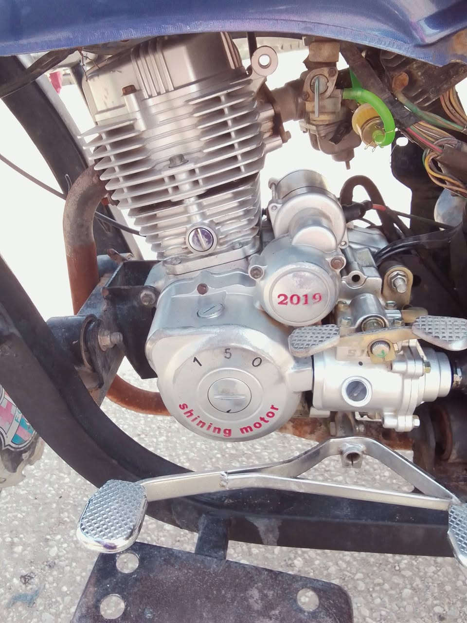 سلام عليكم هاي ستوتة البيع موديل 2019 تاخذهة خير من الله  نضافة فول بس اتشغل وتمشي  الرقم***********

مكان صويرة
