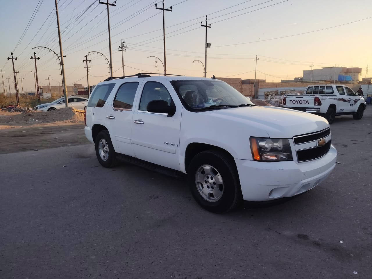 تاهو ابتر مديل ٢٠٠٧ وارد خليجي دواخل بيجي اصل طبله مكفول من ضربه وتبديل مكينه ٥٣٠٠ واكير حداديه تخم تاير سنتر لوك تبريد ثلج ثلاث قطع مرايات شفط حساسات خلفيه شاشه تحكم ستيرن سياره جاهزه رقم البصره مشروع وطني.   سعر ١٥٥ الاتصال على هذا رقم ***********
