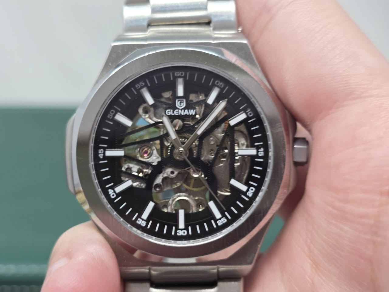 ((مزاد يبدأ من 30 ألف، ينتهي بـ 8 ليلًا)).
ساعة ماركة GLE'NAW. من أمازون 
ماكينة أوتوماتيكية مقاومة للماء.
كاملة الختومات، قفل فراشة، وزن ثقيل (تفاصيل داخل الفيديو).
مكاني كربلاء، (متوفر توصيل5)


**إذا كنت صاحب هذا الإعلان وتريد حذفه لأي سبب، رجاءا أرسل رسالة إلى الدعم الفني**