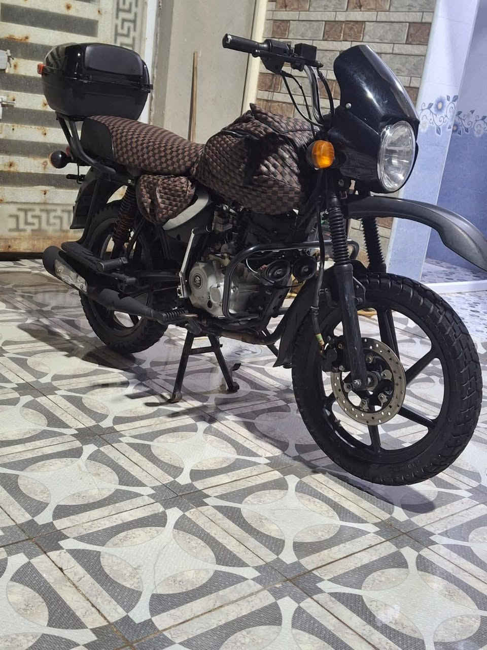 سلام عليكم بوكسر جبلي للبيع موديل 22 طالعه 24 الدراجه مكفوله كفاله عامه مال بيت ماتعبانه مكاني #كربلاء #طويريج
سلام عليكم بوكسر جبلي للبيع موديل 22 طالعه 24 الدراجه مكفوله كفاله عامه مال بيت ماتعبانه مكاني #كربلاء #طويريج
اوراق اصولي وصل المعرض موجود بس ترقيم السعر 1600 رقمي***********
