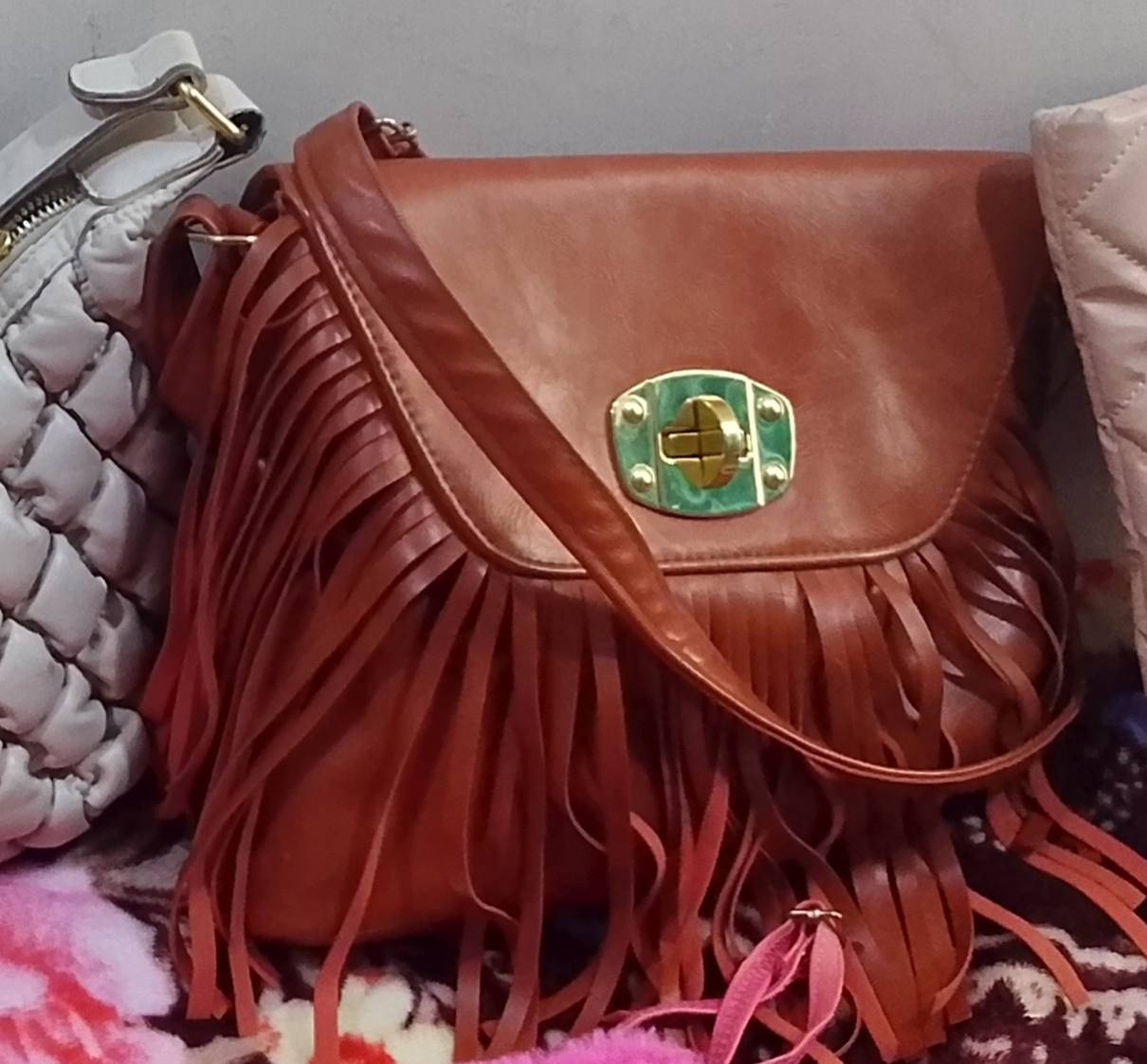 الوحده ب ٣ نضيفات كلش المكان الحريه


**إذا كنت صاحب هذا الإعلان وتريد حذفه لأي سبب، رجاءا أرسل رسالة إلى الدعم الفني**