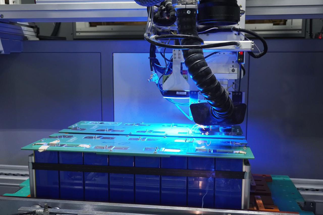 ⚡ بطاريات Lvtopsun – الجودة اللي تعتمد عليها للطاقة الشمسية!
✔️ متوافقة مع جميع الإنفرترات الموجودة في العراق – بدون استثناء
✔️ خلايا Grade A – إنتاج 2025
✔️ البطارية إنتاج 2025، مباشرة من المصنع
🏭 الشركة تابعة للمصنع الأم

📦 موقع الشركة 
بغداد – الكرادة – ساحة الواثق
أربيل – القرية الإيطالية
🔧 ورشة صيانة في بغداد
🛠️ ضمان استبدال حقيقي على المنتج

🔋 أنظمة 51.2V متوفرة بالأحجام التالية:
▪️ 5kWh
▪️ 10kWh
▪️ 15kWh
▪️ 32kWh

🔋 أنظمة 25.6V بالأحجام:
▪️ 2.5kWh
▪️ 5kWh
▪️ 7.1kWh

📞 للطلب والاستفسار:
رضا📱 :***********
