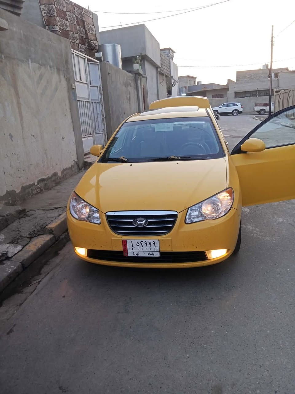 السلام عليكم 
الانترا امريكي  تاكسي 2009 محرك 20 محرك وكير شرط كلها كود واحد ماعده البنيد شرط التحويل السياره بيها معجون بدون دواخل شرط التحويل السعر اتصال الرقم 
***********
