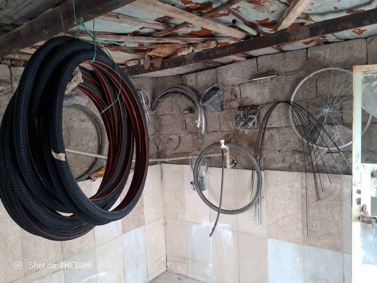 شلعه للبيع شي علا شي 250قراض كامله بس ضب صبين مكاني شركه طارق ***********
