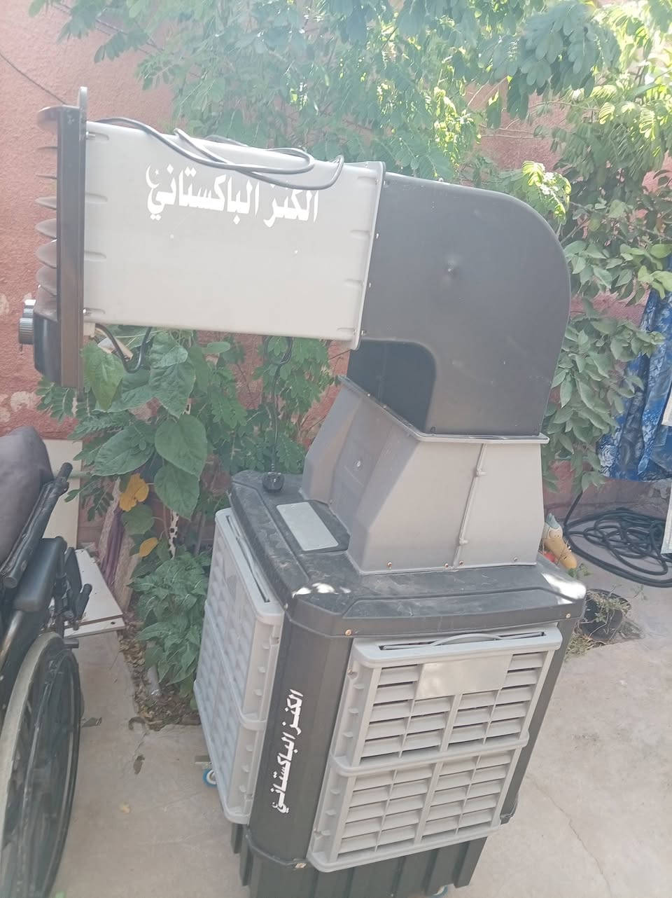 سلام عليكم مبرده للبيع كولش جديده ستخدام سبوع مكان حي العامل السعر ٢٠٠ تصال ***********
