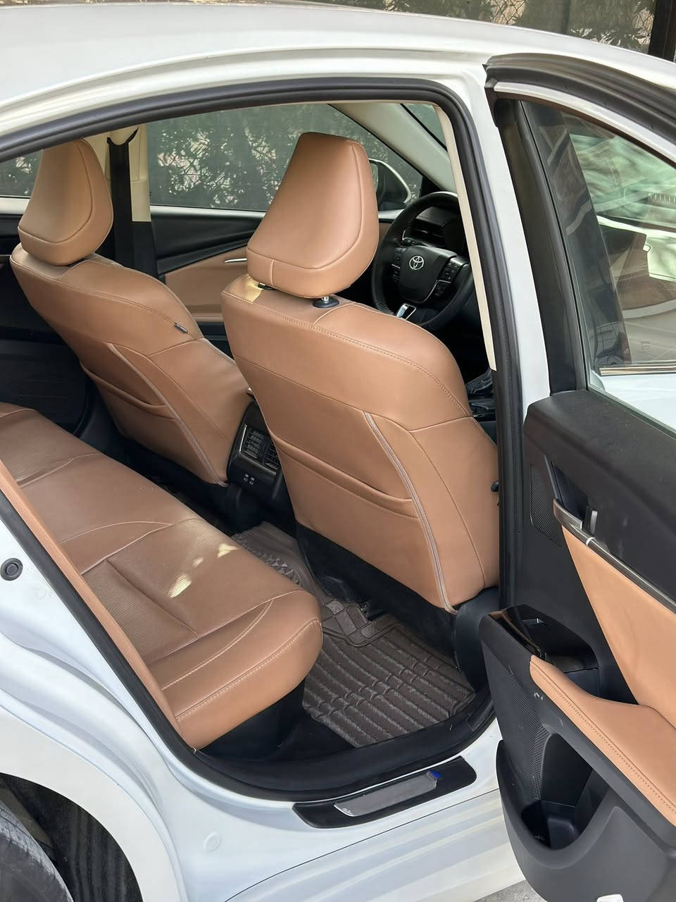 للبيع او مراوس
كامري 2024 خليجي ( تجميع الصين)
السياره فول مواصفات 1/1 اعلى فئه داتا شو
ماشيه 49 الف كم حقيقي
رقم بغداد بسمي
مكفوله من الضربه والصبغ والبارد
محرك 2.0 هايبرد 
مكان السياره بغداد
***********
